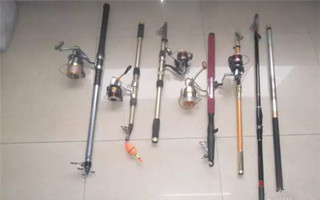 拿石头砸穿店铺玻璃 他居然只是太爱钓鱼