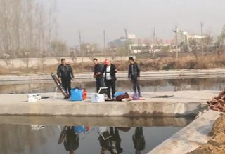 陪着地瓜去钓鱼之山东临沂月亮湾垂钓园 [视频]