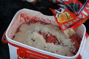 矶钓基础诱饵制作方法以及使用技巧 [视频]